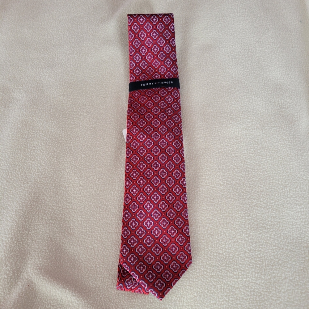 NWT Tommy Hilfiger Men's Silk Dress Tie